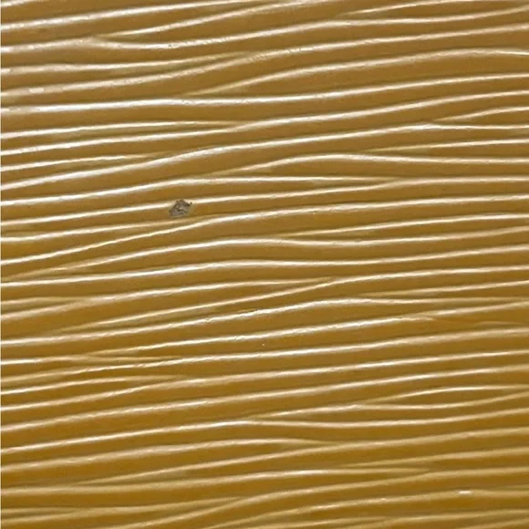 Louis Vuitton Orange Epi Leather Soufflot Bag Authentic. - Picture 8 of 9